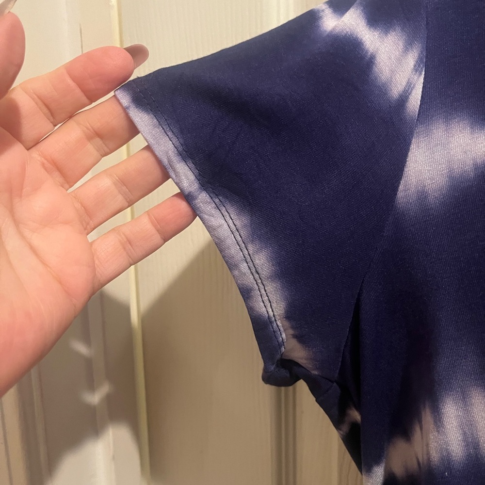 Nine Britton Tie-Dye Knot Front Tee - Navy and White - Picture 3 of 4